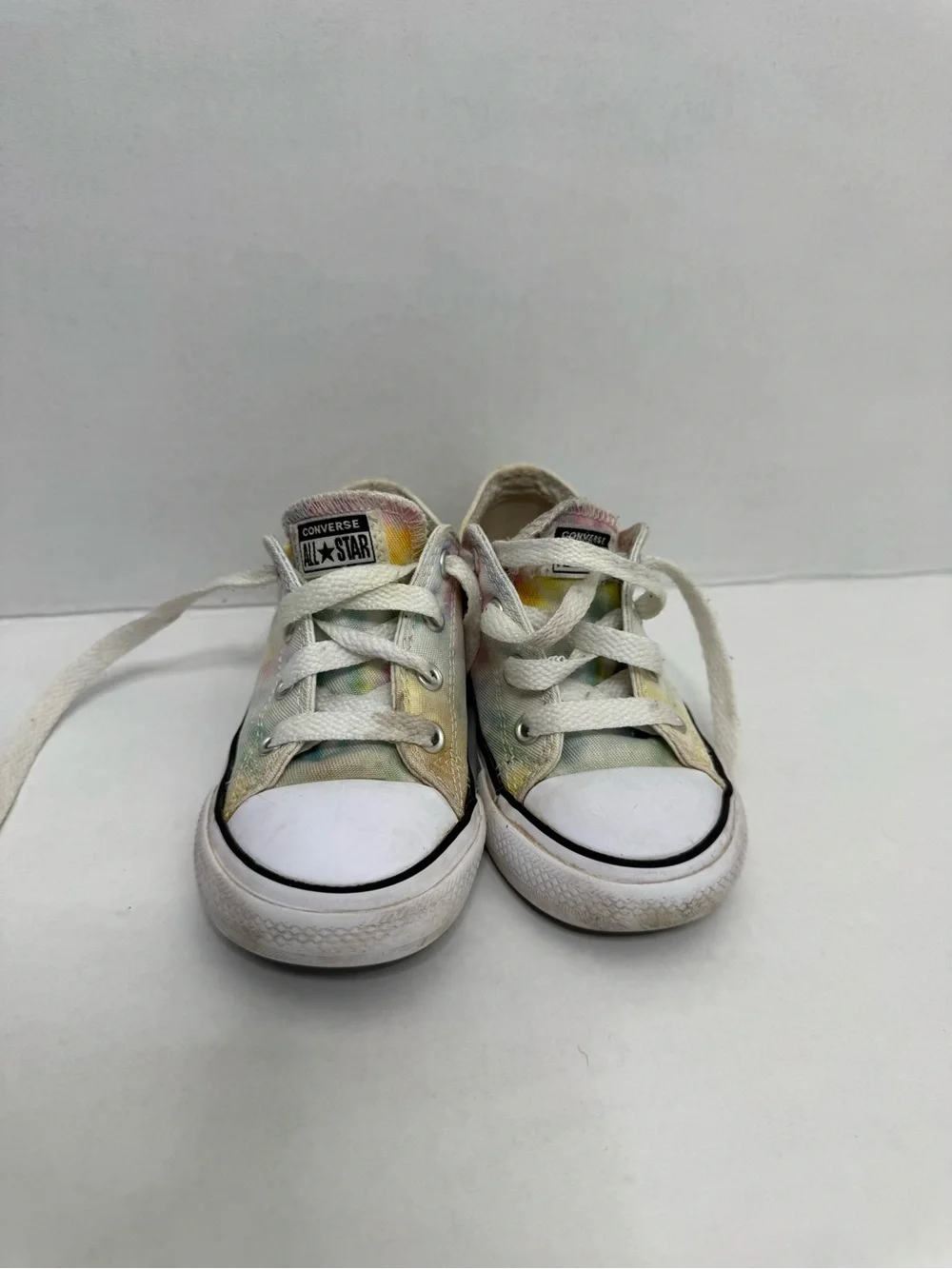 Converse classic low